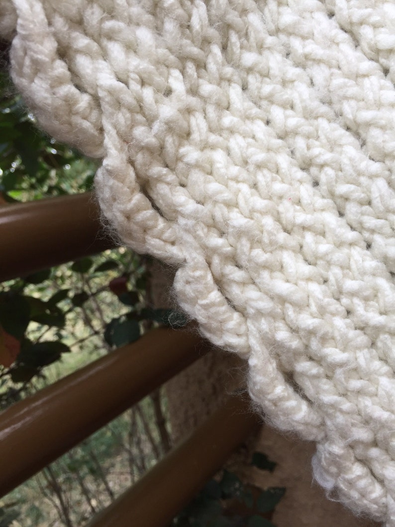 Favorite Poncho a loom knit pattern image 2