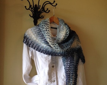 Country Road Shawl -- a loom knit pattern