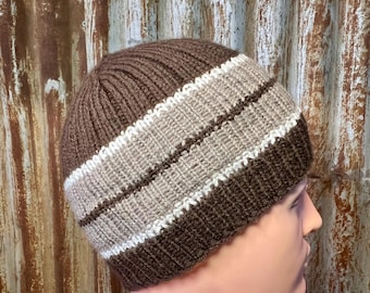 Bowie Beanie -- a loom knit pattern