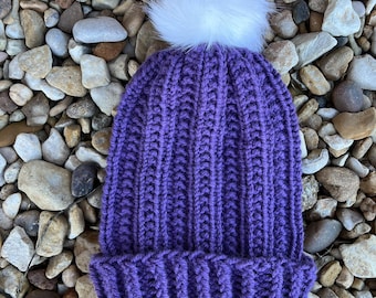 Alma Hat -- a loom knit pattern