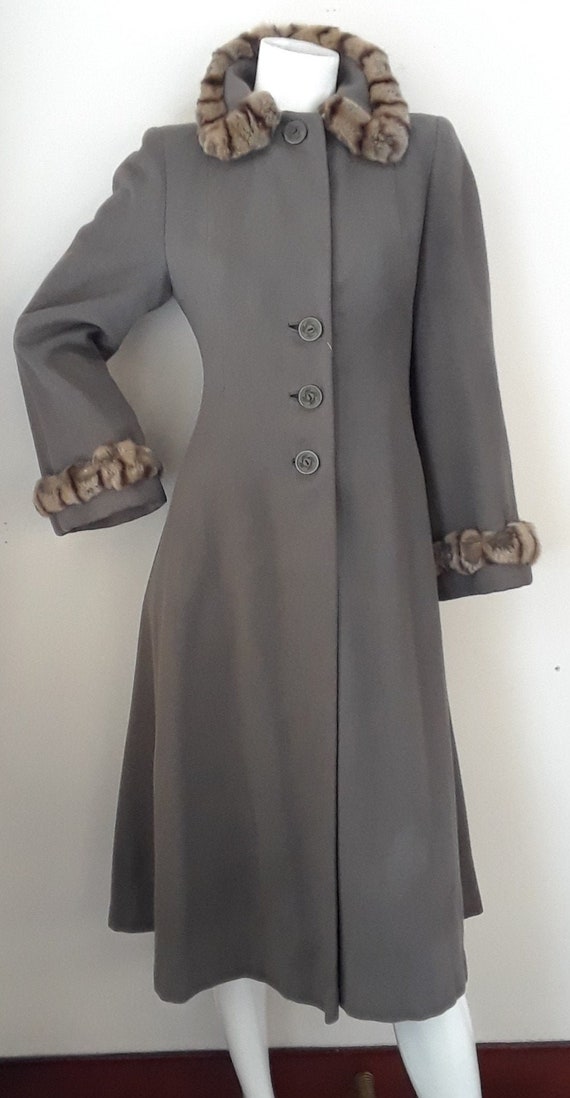 Vintage Late 1930s Early 1940s Wool & Fur Princess
