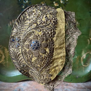 Rare Silk Embroidered Child’s Cap Silver Thread Embroidery Early 18th Century Collectable Hat Home Decor Display Babies Bonnet Collection