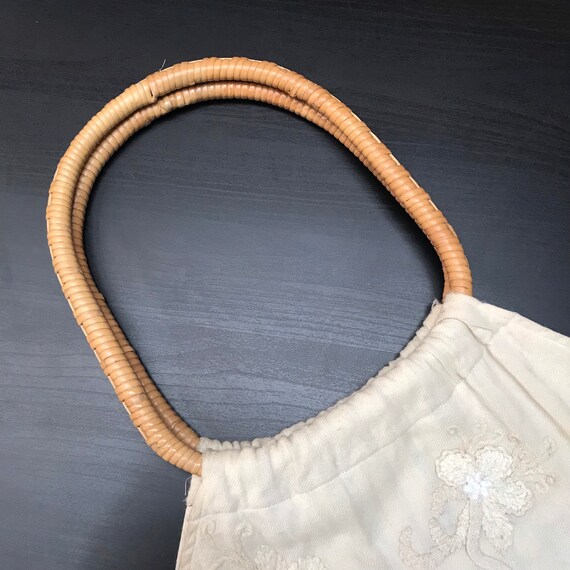 Vintage Embroidered Bag Bamboo Handle Bag  Crewel… - image 4