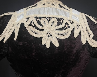 Art Nouveau spetskrage med band - Antika edwardianska broderade kläder