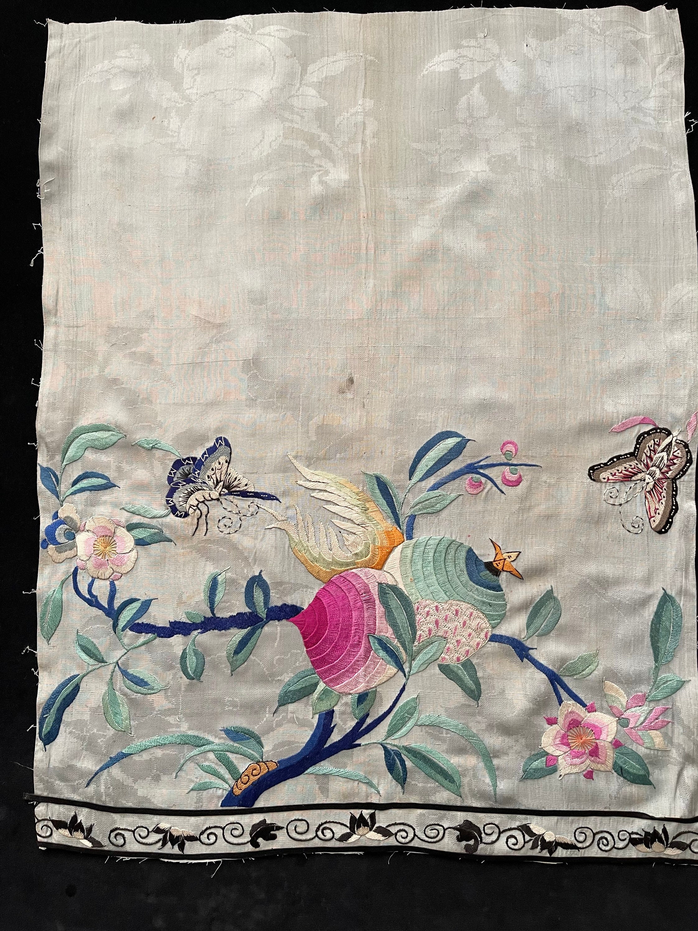 アンティークシルク刺繍 中国刺繍パネル 蝶の模様入りシルク掛け 中国