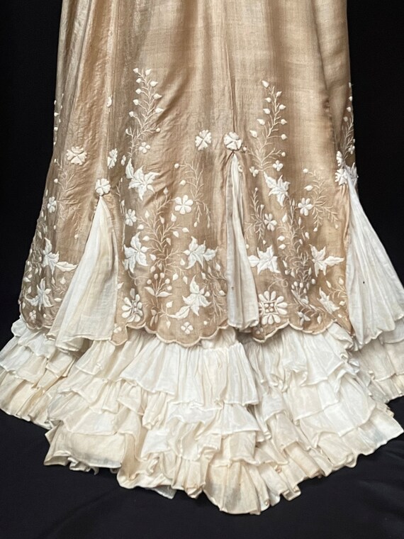 Antique Cream Silk Embroidered Edwardian Wedding … - image 4