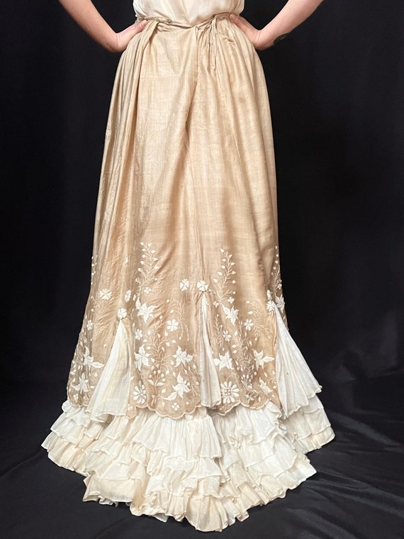 Antique Cream Silk Embroidered Edwardian Wedding … - image 6