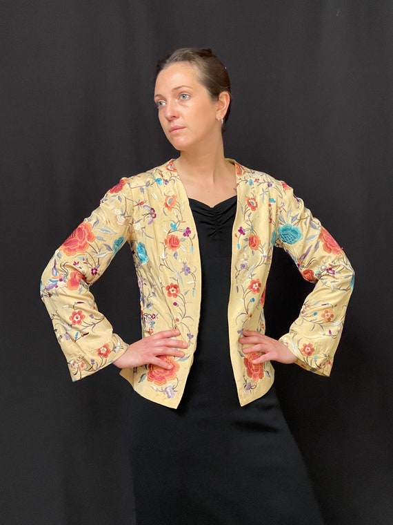 Silk Embroidered Jacket Vintage Silk Chinese Embr… - image 2