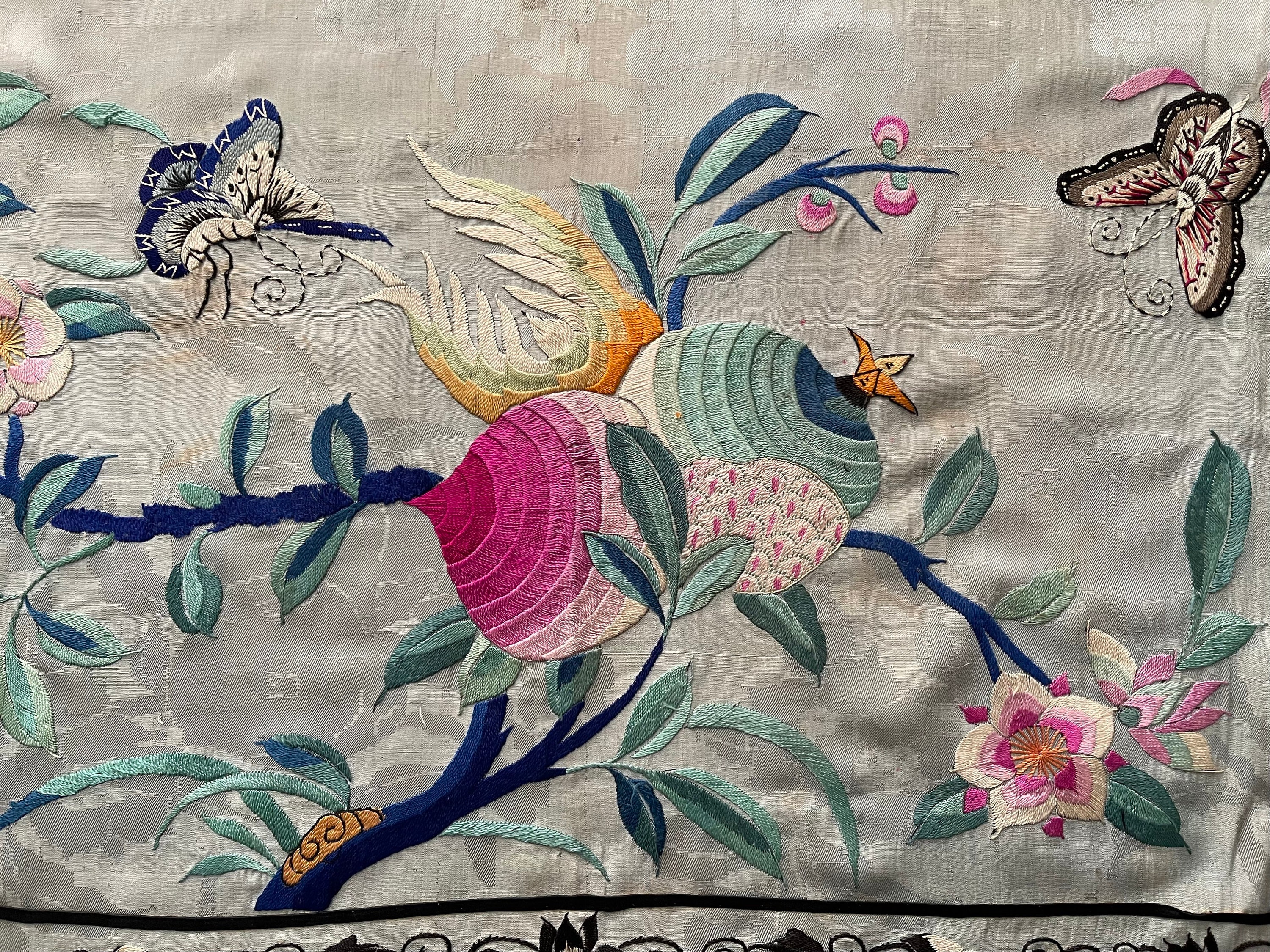 アンティークシルク刺繍 中国刺繍パネル 蝶の模様入りシルク掛け 中国