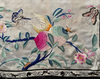 中国のアンティーク刺繍 アンティークシルク刺繍 中国刺繍パネル 蝶の模様入りシルク掛け 中国