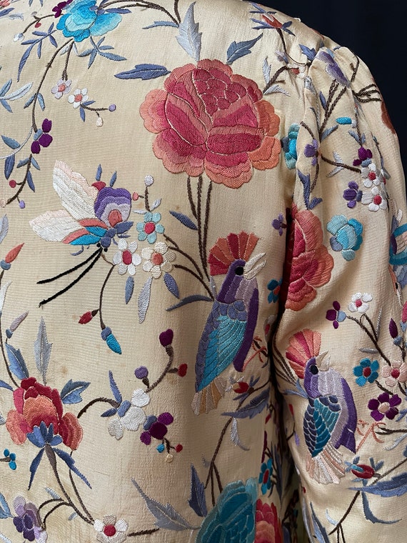 Silk Embroidered Jacket Vintage Silk Chinese Embr… - image 3