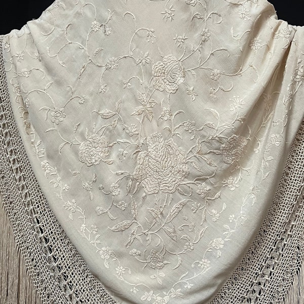 Silk Embroidered Antique Piano Shawl Canton Shawl Fringe Wedding Mother of the Bride Special Occasion Vintage Flowers Embroidery Throw