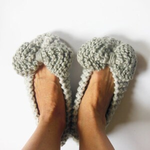 GRAY Wool Slippers, Chunky Bow Slippers, Women Slippers, Non-Slip, Gift Wrapped, Wedding flats, Home shoes, Hand Knitted, Crochet slippers image 3