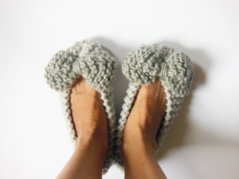 GRAY Wool Slippers, Chunky Bow Slippers, Women Slippers, Non-Slip, Gift Wrapped, Wedding flats, Home shoes, Hand Knitted, Crochet slippers image 3