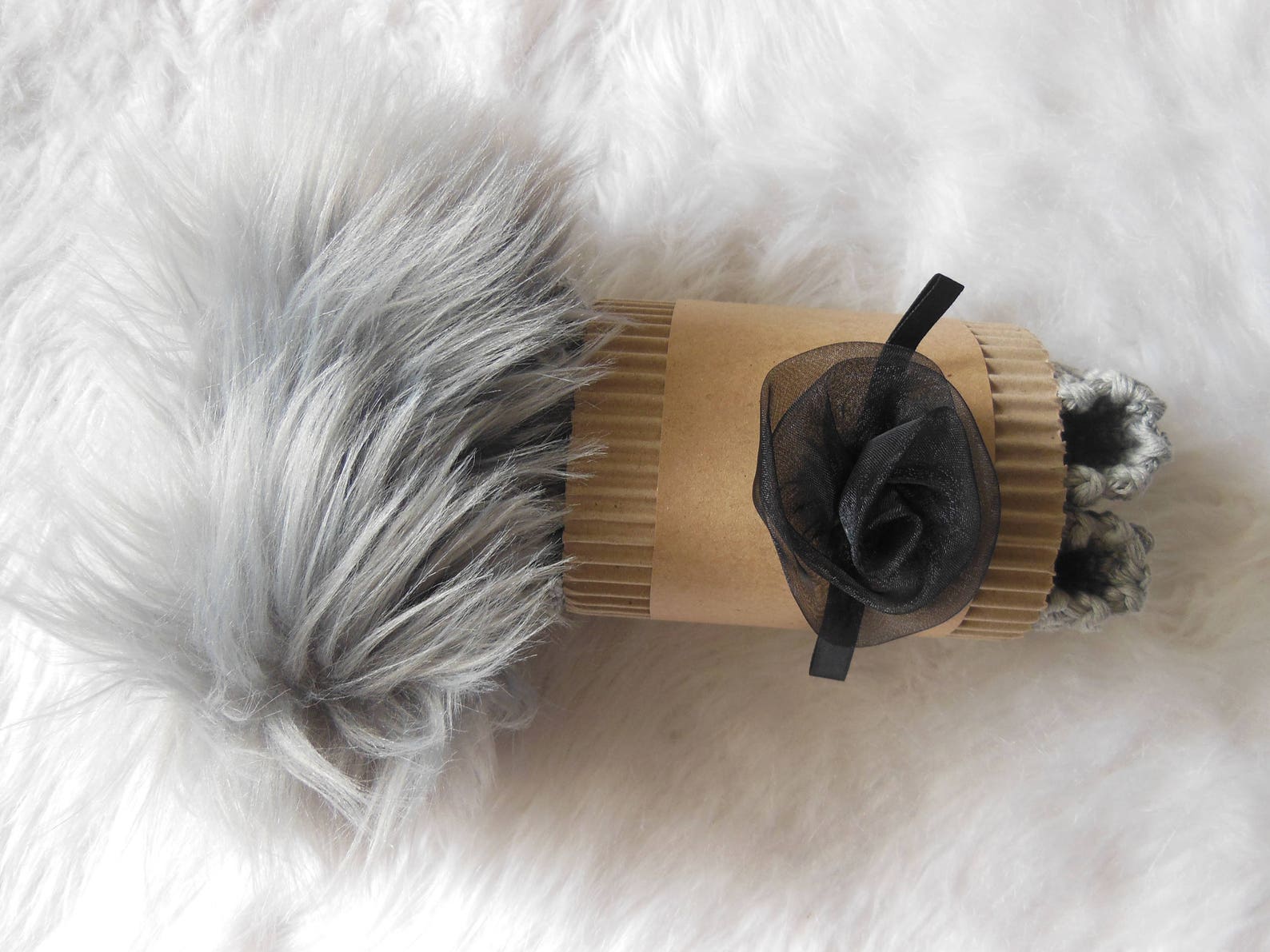 fur gray pointed or round toe ballet flats, women's non-slip slippers, cotton slippers, real fur pom-poms, gift wrapping fur gray pointed or round toe ballet flats, women's non-slip slippers, cotton slippers, real fur pom-poms, gift wrapping