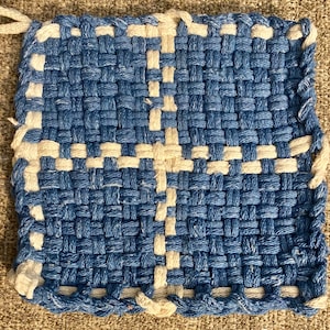 1 Blue and White Cotton Potholder
