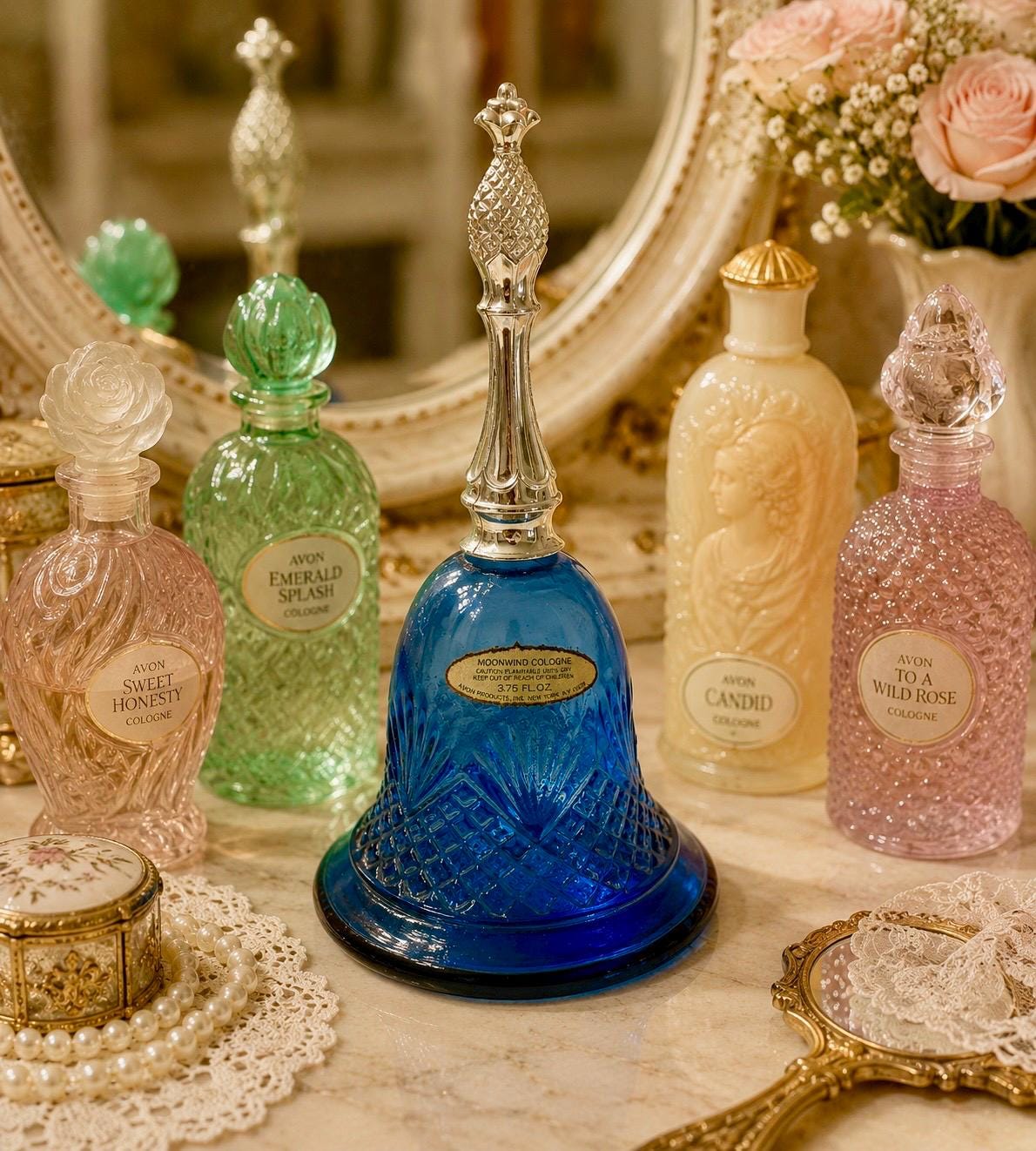 avon ガラスセット　ビンテージ　ディスプレイ Uranium glass and vintage Avon bottles collection