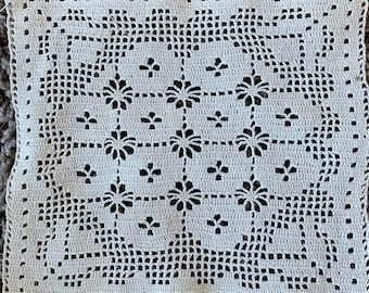 6 Beautiful Thread Crocheted panels 7” x 7.5”