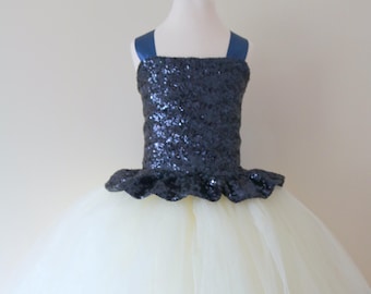 Navy Flower Girl Dress, Navy bridesmaid dress, Navy couture flower girl gown, bespoke girls dress, Navy tulle princess dress, Navy tutu