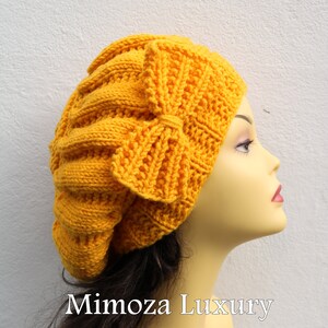Womens Beret Hats with bow, winter wool hat with bow, hand knitted hat, slouchy winter knit crochet hat with bow