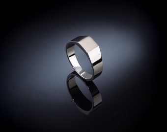 Delicate signet ring, Pinkie ring for women, Sterling silver women's ring, Rings for her, Silver signet women's ring, Modern geometric ring