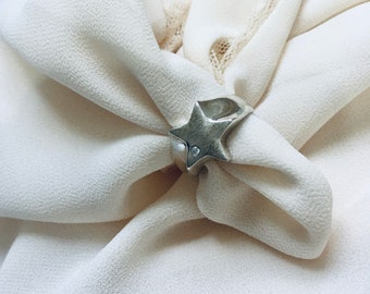 Silver Star Ring, Sterling silver star shiny ring, Solid statement 925 modern ring, Statement geometric ring, Zircon ring, Signet rings