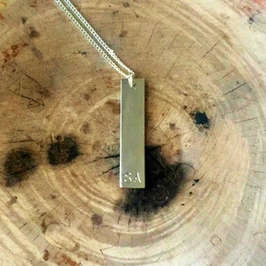 Collar de las iniciales de los hombres, regalo del hombre del mejor hombre, regalo del marido, regalo del padre, regalo de graduación de los hombres, collar de los hombres, collar de la carta sellada personalizada