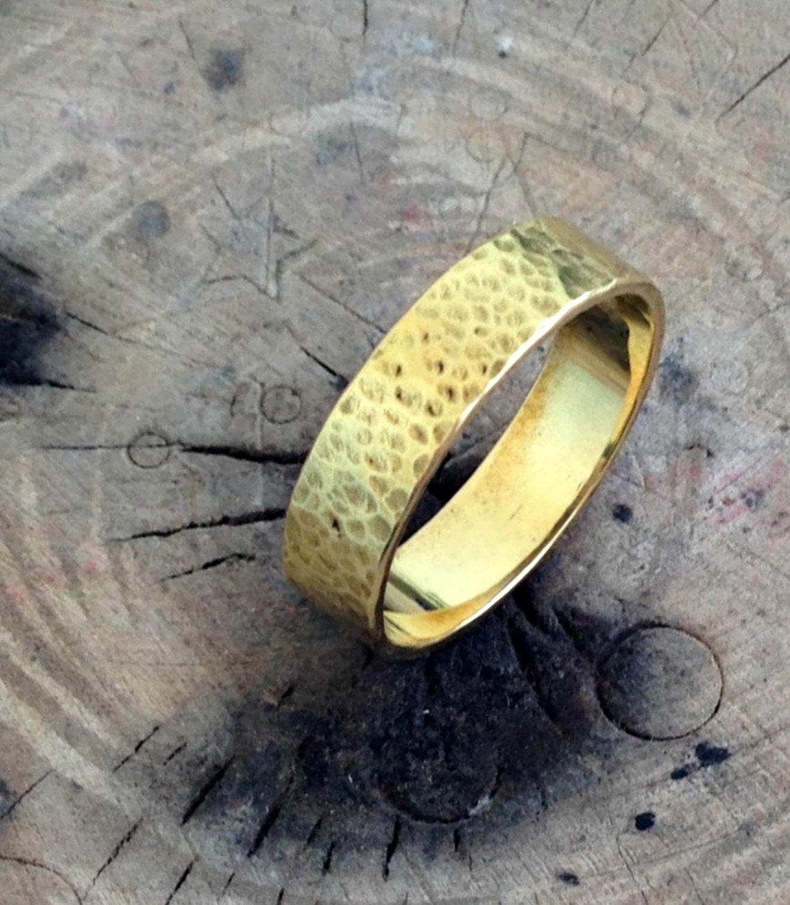 Mens wedding band Hammered mens ring Anniversary ring for | Etsy