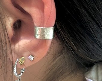 Wide Sterling Silver Ear Cuff 925, Hammered Finish Ear Cuff, Ear Cuff, Non Pierce Ear Cuff, Single Cartilage Ear Cuff, Silver ear wrap