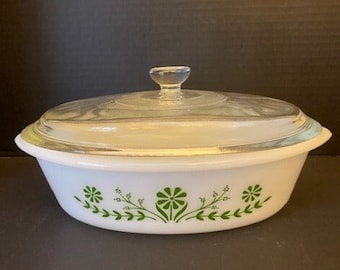 Glasbake Casserole Dish, Milk Glass Bowl With Lid, Oven Dish With Lid, Vintage Glasbake Casserole Dish, Glasbake, Oven Dish, Baking Dish