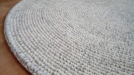Round rugRugsRugArea RugsFloor RugsLarge RugsHandmade 100% hand made trapillo carpet. Size 1.40 cm. x 80 cm