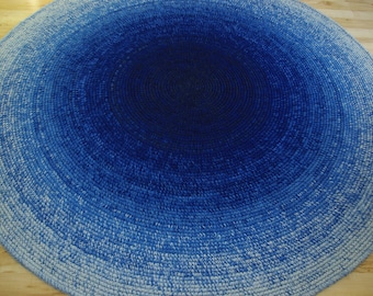 Handmade Wool Round Rug: Modern Blue Ombre Carpet