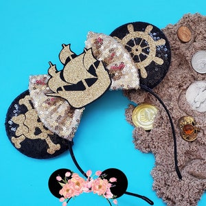 Mouse Minnie Ears, Pirate Inspired Minnie Ears, Caribbean Minnie Ears, red Minnie Ears, sequin Minnie ears, Disney ears, mickey ears