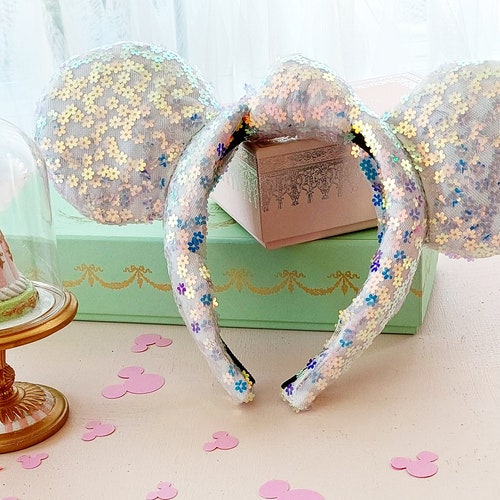 Iridescent sequin womens knotted ear headband