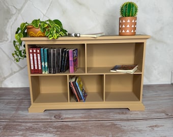 Mini Bookshelf Display: Collectible Miniverse Organizer