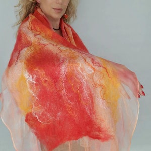 FELTED SILK SCARF, Wrap Scarf, Nuno Felted Scarf, silk shawl.