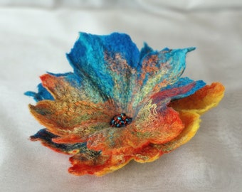 Flower brooch, felted brooch, felted flower, yellow orange flower,  Feltmondo