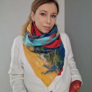 Gevilte sjaal, vilten sjaal, wollen sjaal, cadeau voor haar, Boho sjaal afbeelding 8