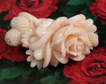 Vintage Big Japanese Carved Angel Skin Coral Rose Brooch Pin 43mm Long 17.7g