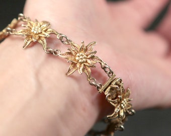 So BEAUTIFUL vintage 800 Gilded Silver Filigree  Ornate Flower Bracelet Gift for Her
