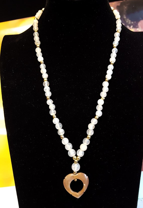 Estate White Agate Bead Necklace w/heart Shaped A… - image 2