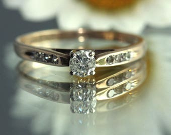 Vintage 10k Yellow gold 0.30ct  tw DIAMOND Ring US SIZE 6.75