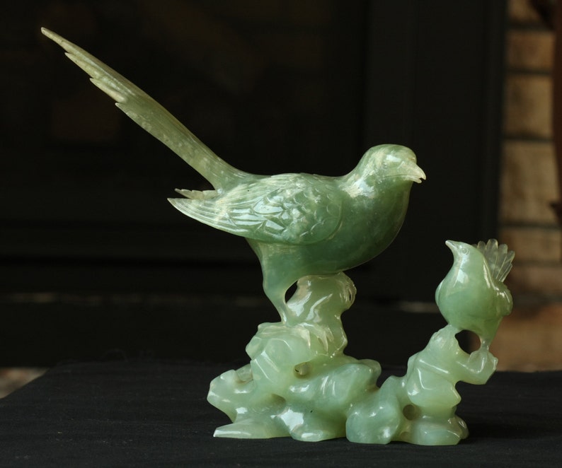 Large Vintage Chinese Export Bowenite Jade Carving of Two Birds/ Magpies VINTAGE JADE STATUE image 1