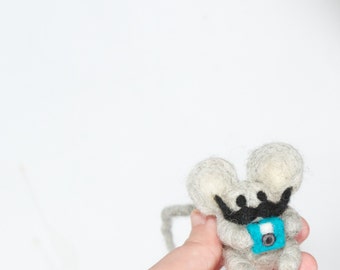 Needle-felted mouse with moustache and tiny camera, decorative item or toy. For a photographer.100% wool