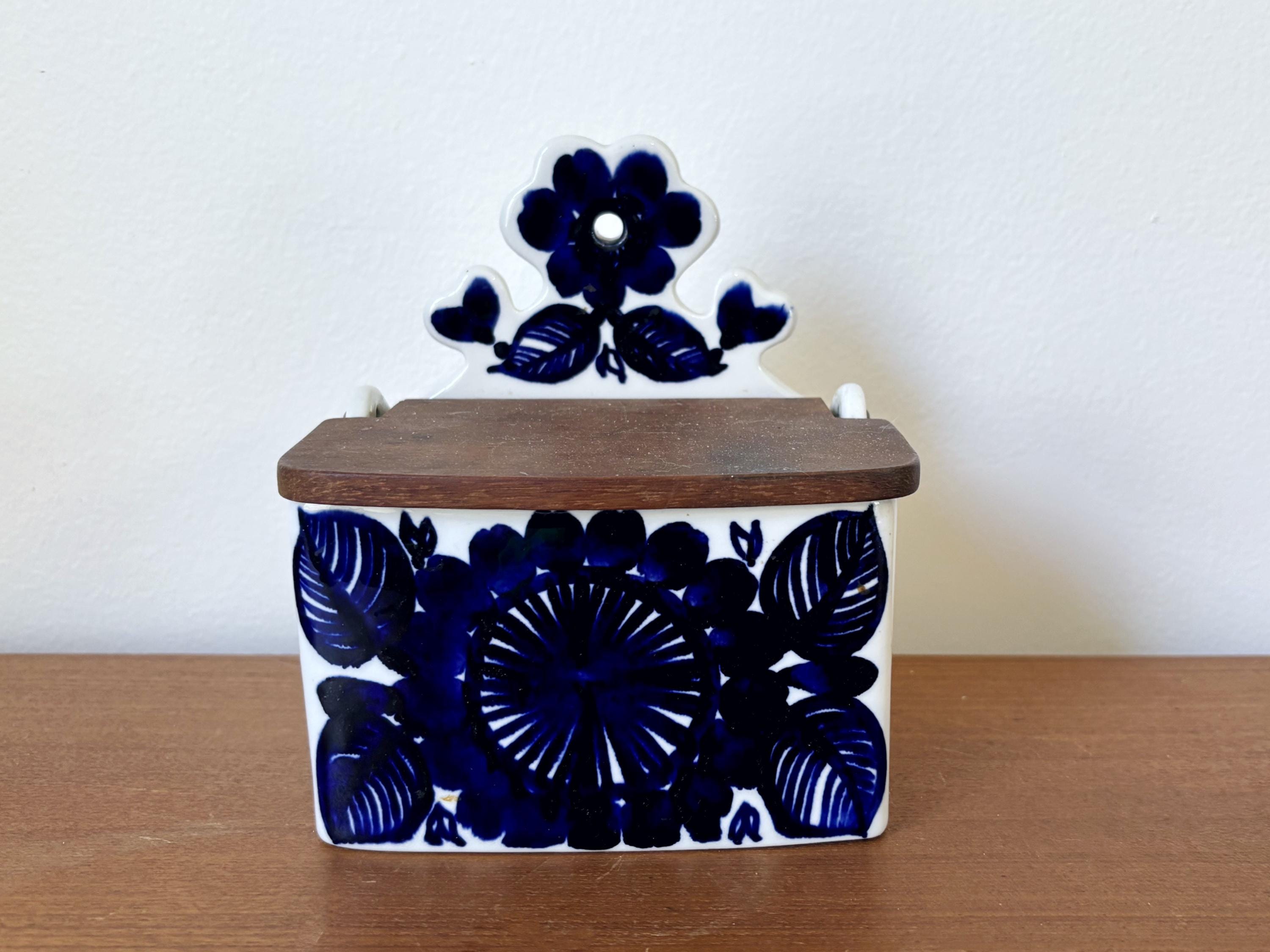 ARABIA Köökkiクッキ　塩入れ　ビンテージ il_fullxfull.6900615915_mbiy.jpg