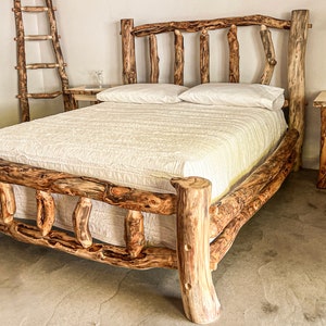 Aspen log bed / Character aspen log bed /  log bed / Aspen log bed with character / Queen aspen log bed / Aspen bed / King aspen log bed /