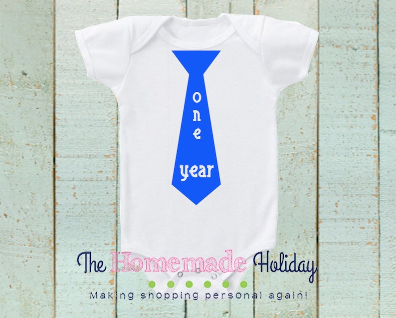 neck tie baby bodysuit baby shower gift baby monthly pictures 13 Baby Monthly bodysuits including 1 year as a bonus monthly baby markers