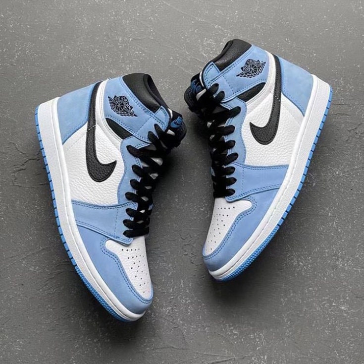 University blue jordan 1 - Etsy Nederland