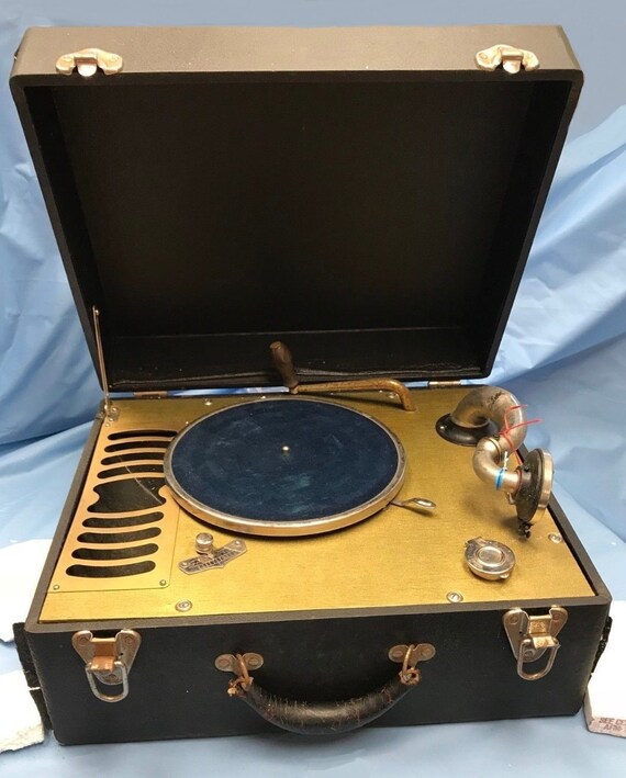ANTIQUE Portable Wind Up Record Player w/ Case 19201930 Etsy