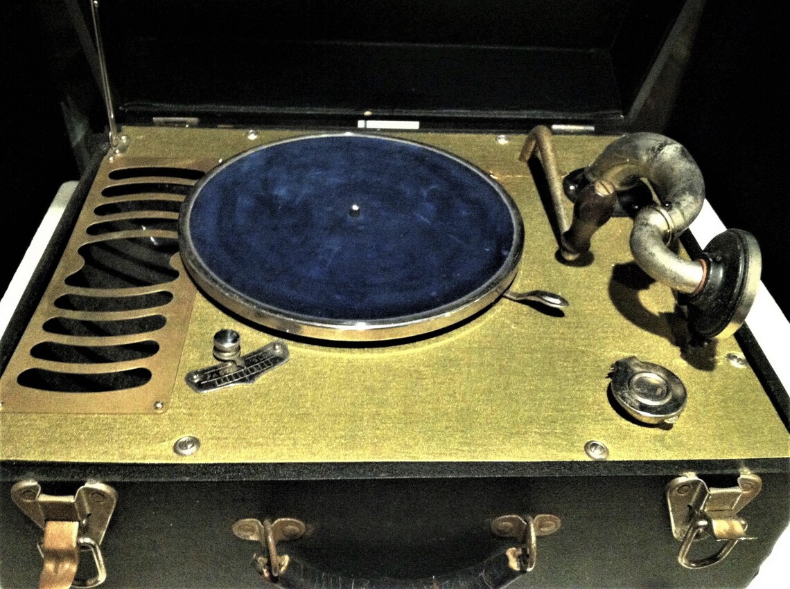 ANTIQUE Portable Wind Up Record Player w/ Case 19201930 Etsy